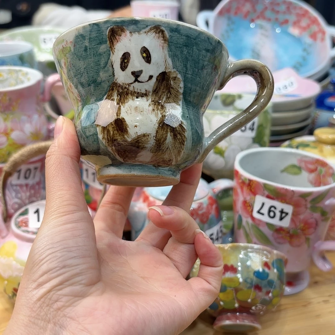 瓷片兔兔盖茨。兔兔好