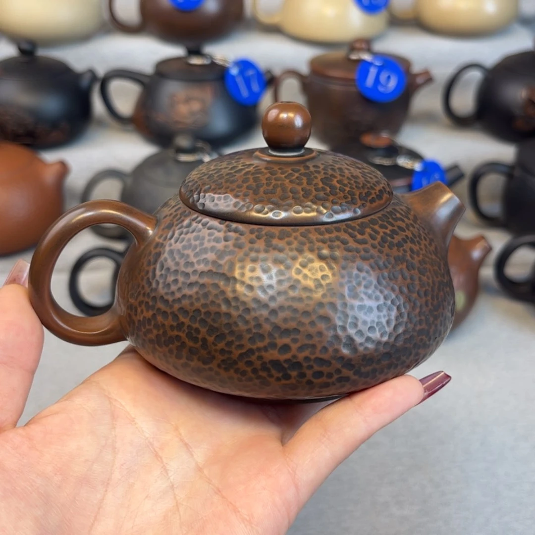 【闪购商品】红泥 微瑕 容量 210c c