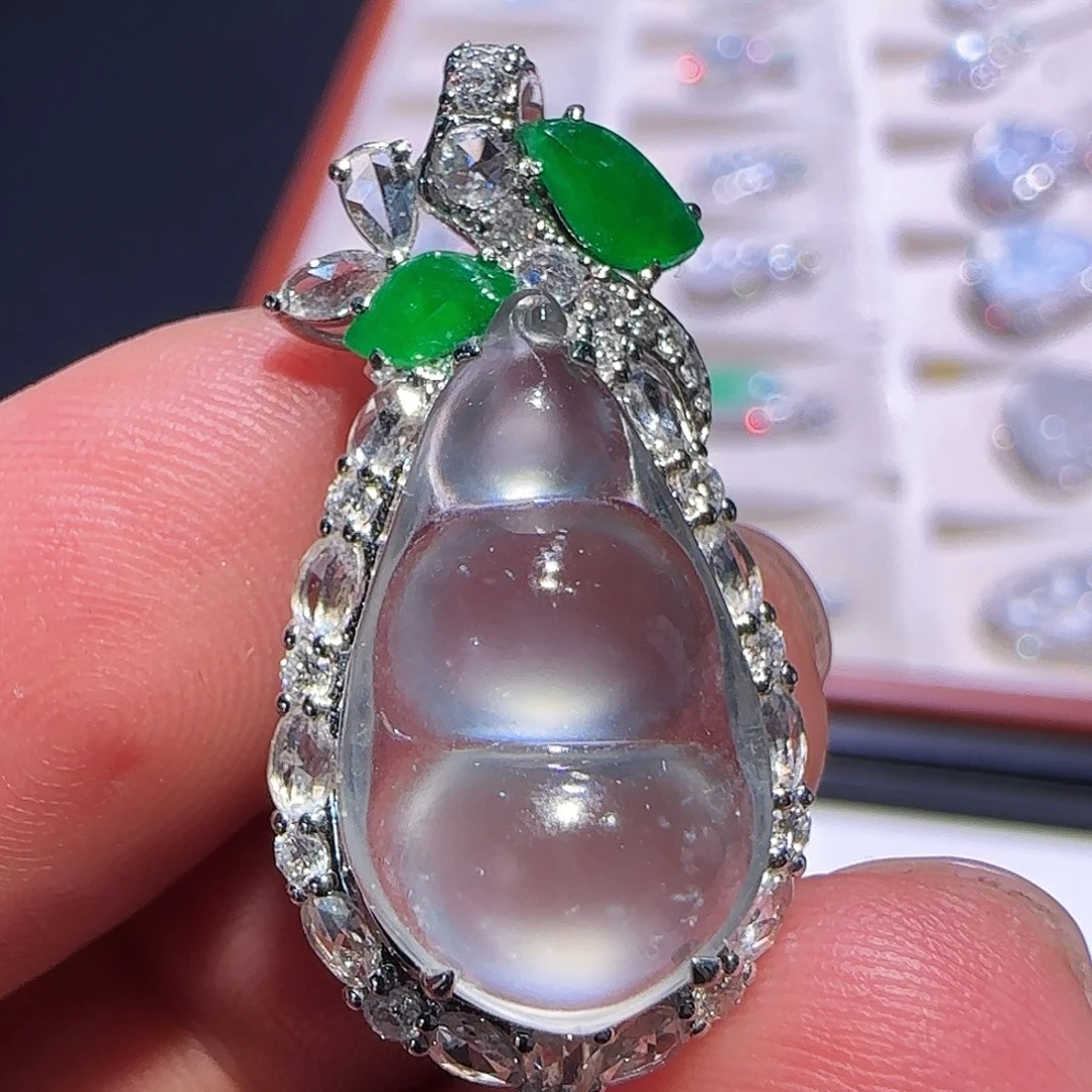 翡翠18K金镶嵌吊坠(不含链)