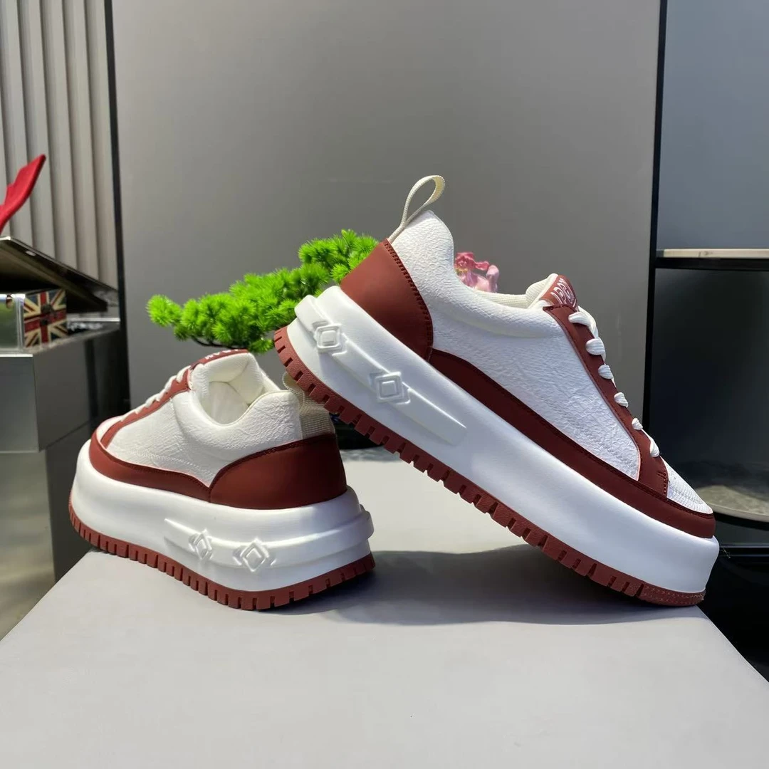 【皮鞋码】早秋新款皮面拼接厚底经典潮流舒适男士时尚休闲潮鞋cds