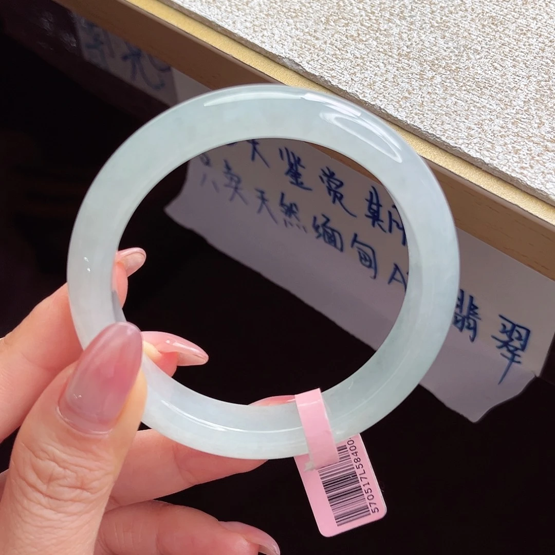 翡翠未镶嵌手镯手镯