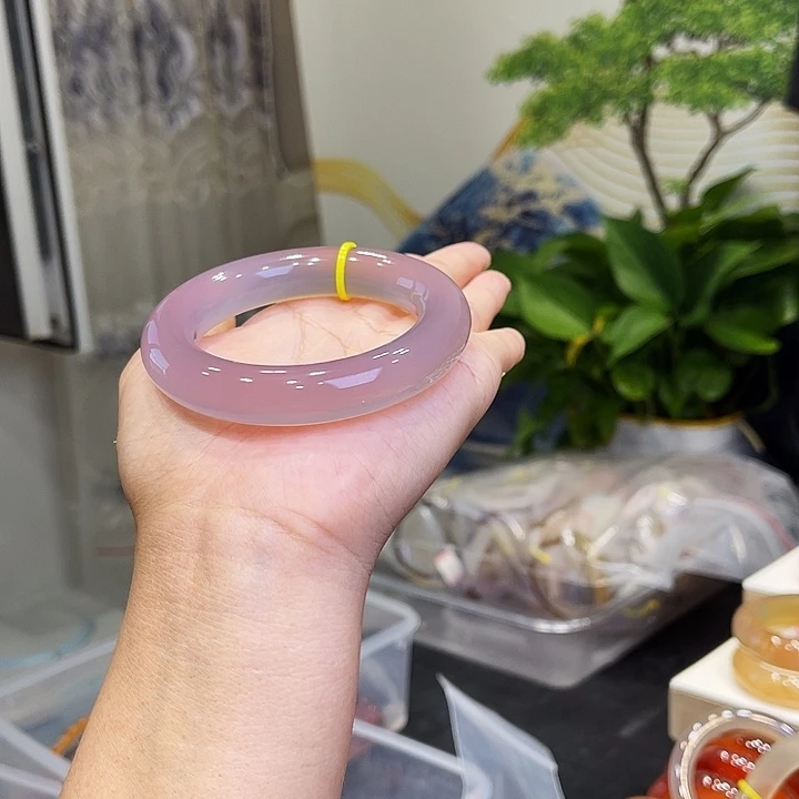 鬼***3玛瑙/玉髓手镯未镶嵌