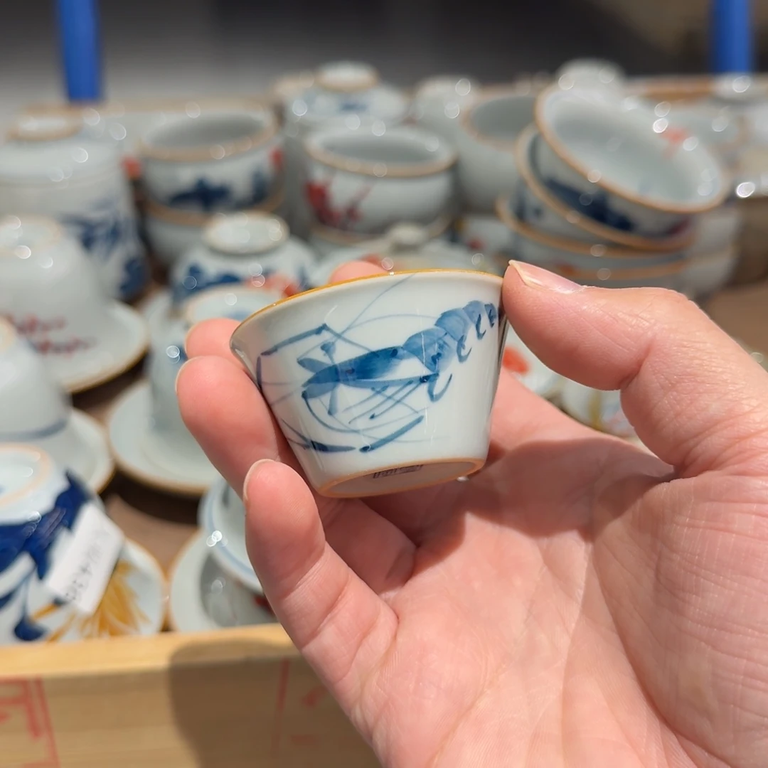 釉下手绘茶具微瑕