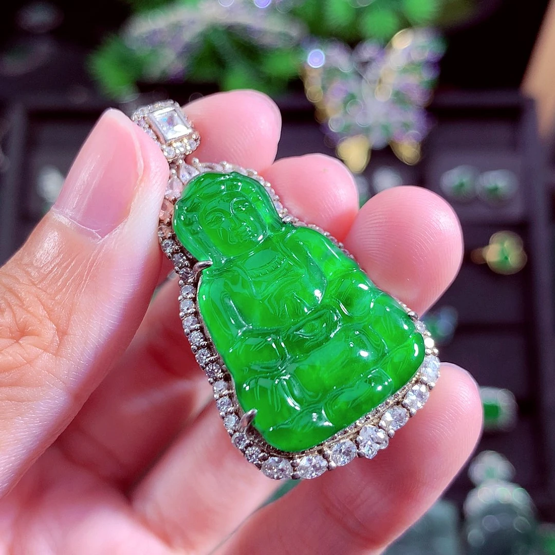 颈饰未镶嵌翡翠天然