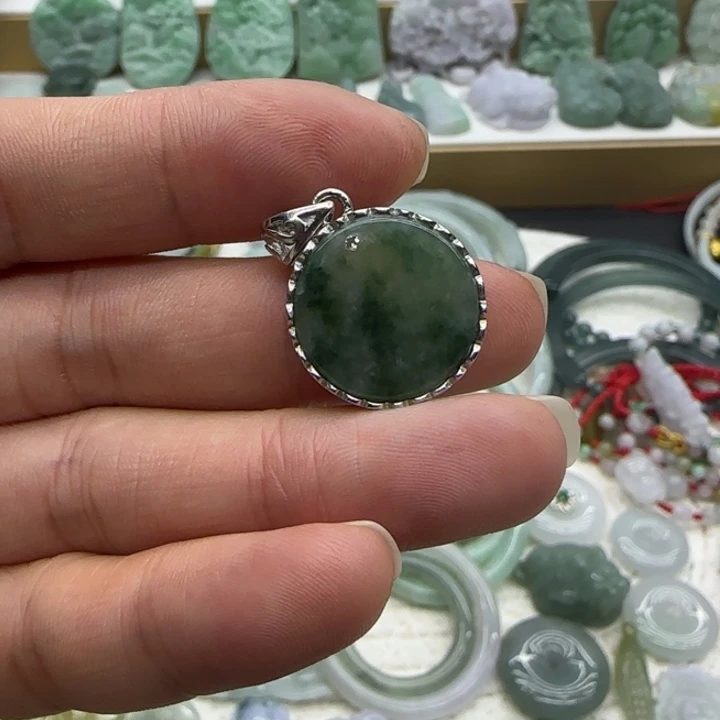 翡翠未镶嵌手链无事牌