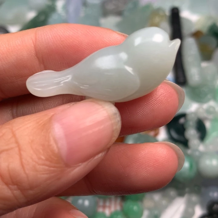 定制翡翠未镶嵌翡翠