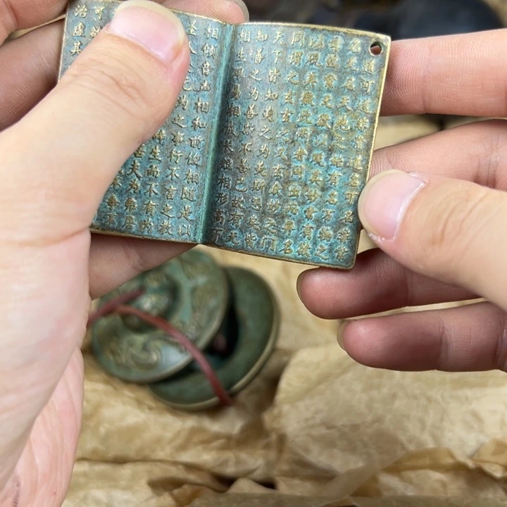 创意设计铜器摆件