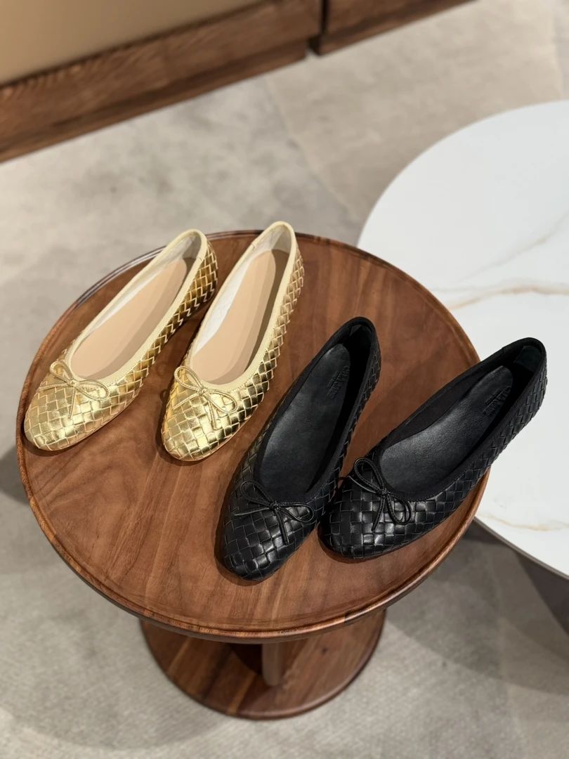 匠心打造、纯手工编织｜芭蕾鞋2025年春北非胎羊金属皮法式复古单鞋