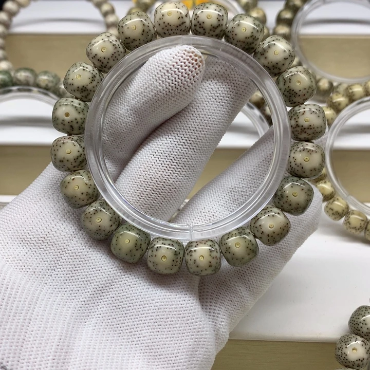 手串星月菩提18号 青花瓷月留白12/11