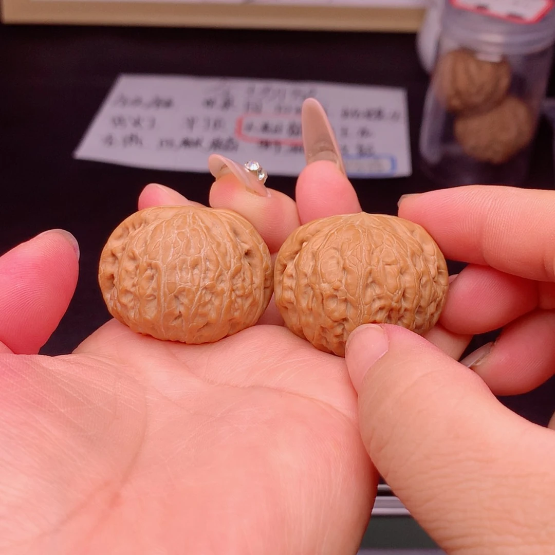 【闪购商品】文玩核桃把件铁锤38