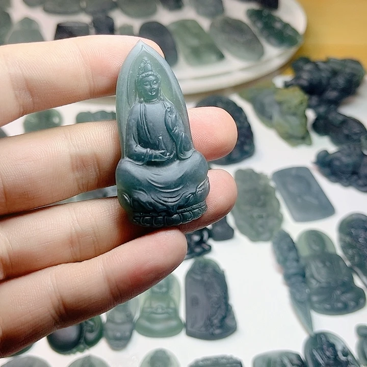 定制翡翠未镶嵌观音