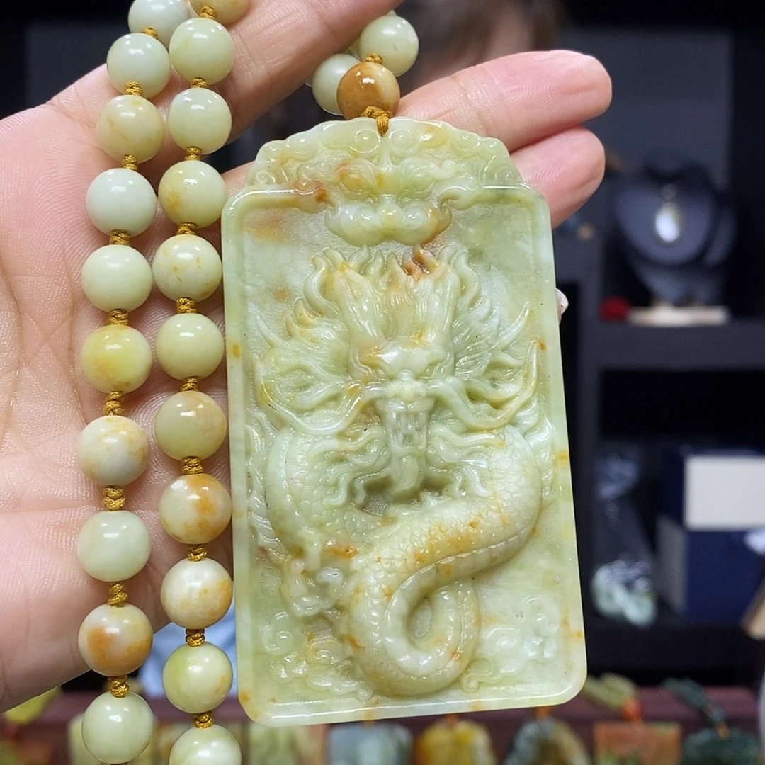 岫玉未镶嵌挂件吊坠