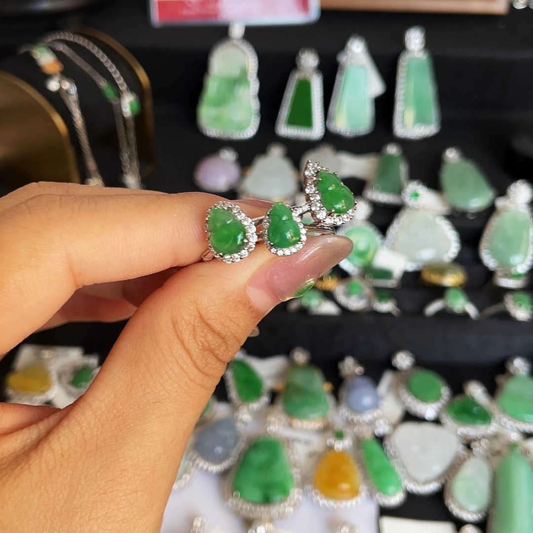 翡翠银S925镶嵌颈饰