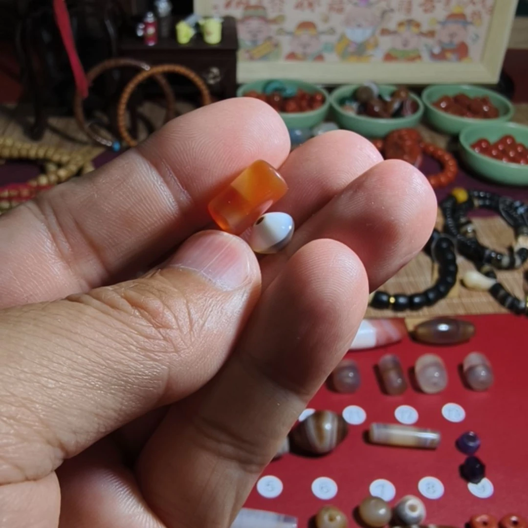 玛瑙/玉髓玛瑙原石吊坠未镶嵌