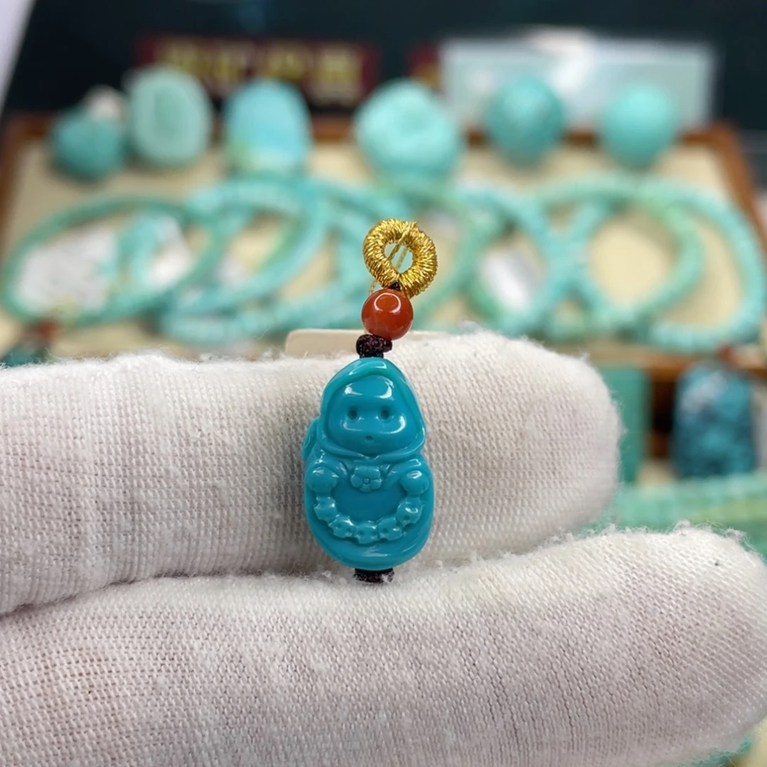 绿松石未镶嵌挂件