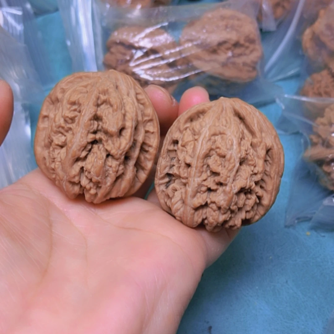 【闪购商品】摆件核桃40粗筋修尖