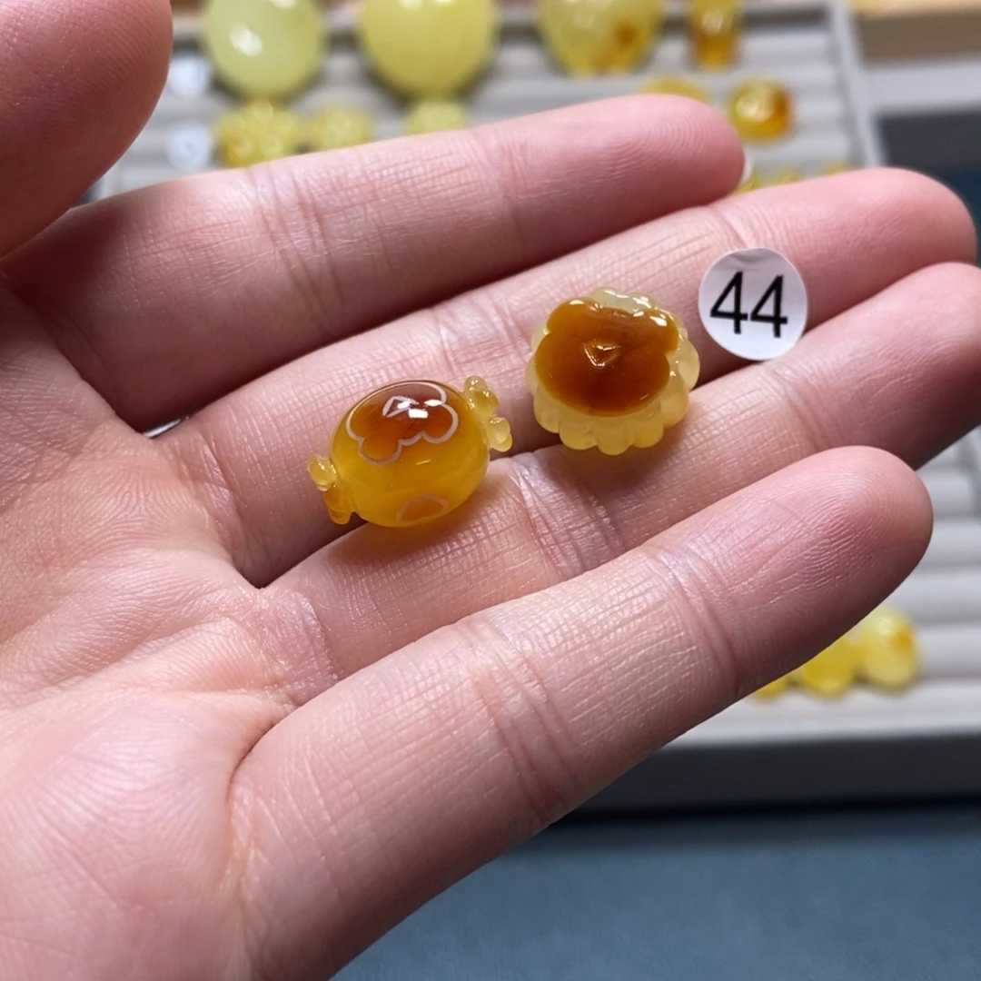 来****裸石琥珀未镶嵌天然琥珀蜜蜡吊坠
