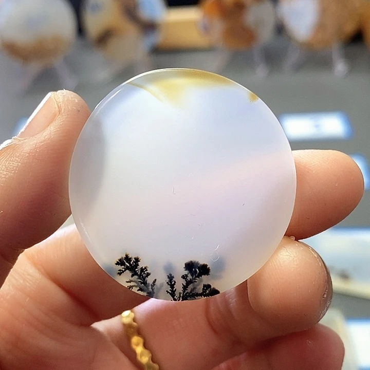 玛瑙/玉髓未镶嵌珠宝半成品