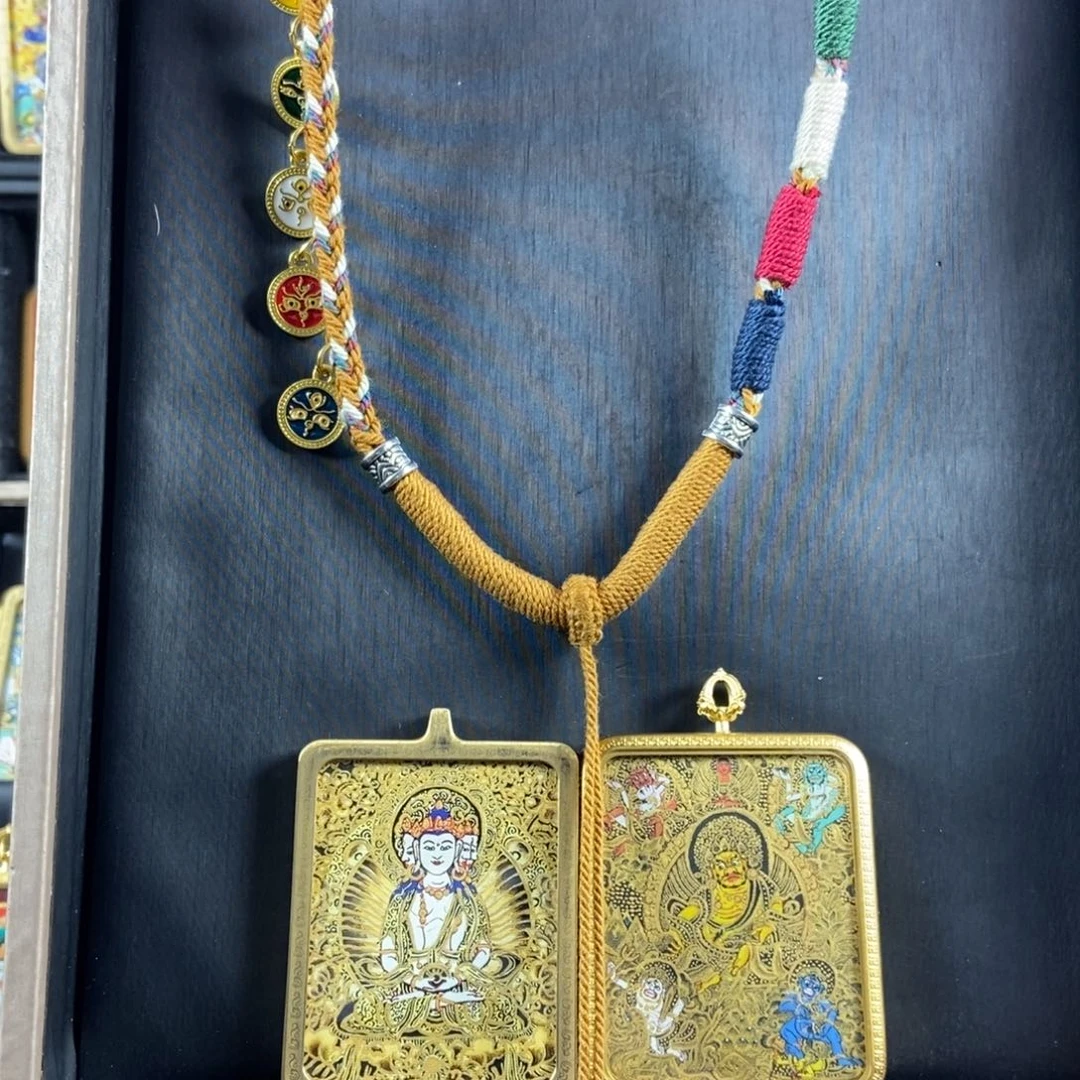 吊坠山*秀美丽的唐卡结缘