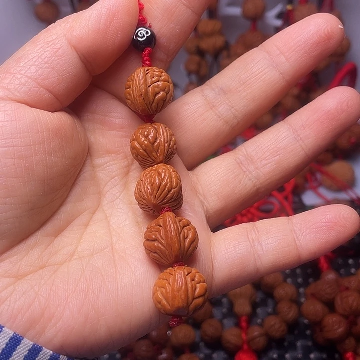 桃核吊坠龙纹桃枭