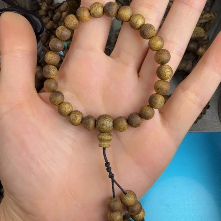 沉香沉香碎屑莺歌绿奇楠07圆珠单圈