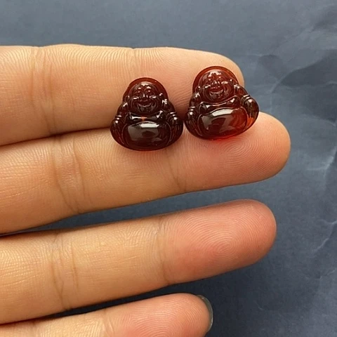 裸石琥珀未镶嵌耳钉