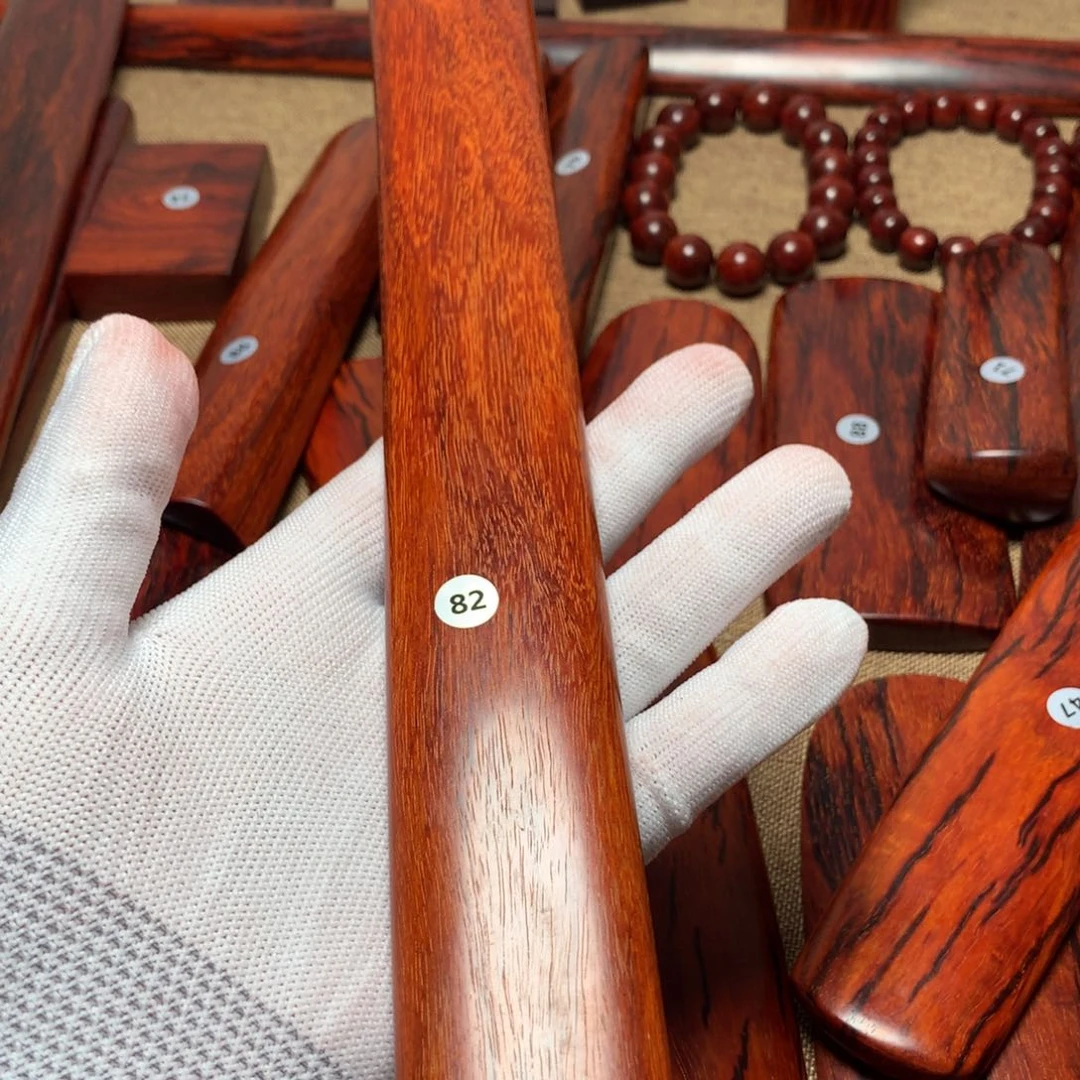 檀香紫檀（小叶紫檀）正**渊