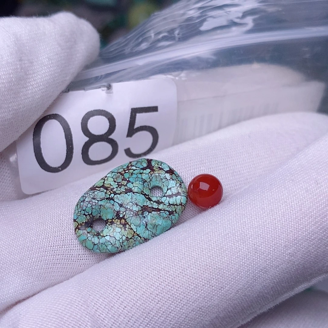 南红玛瑙未镶嵌珠宝奇石