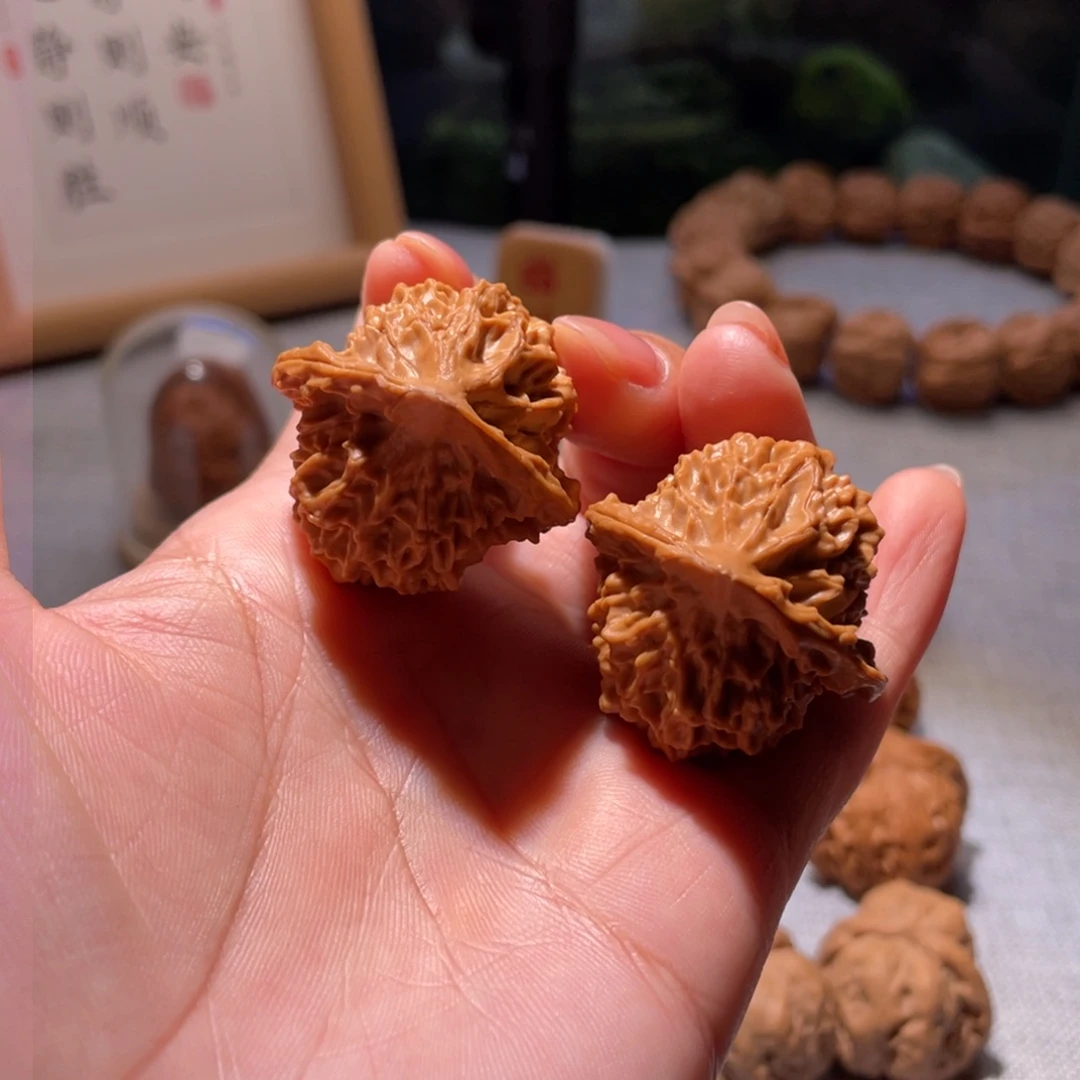 桃核把件全品野生塔