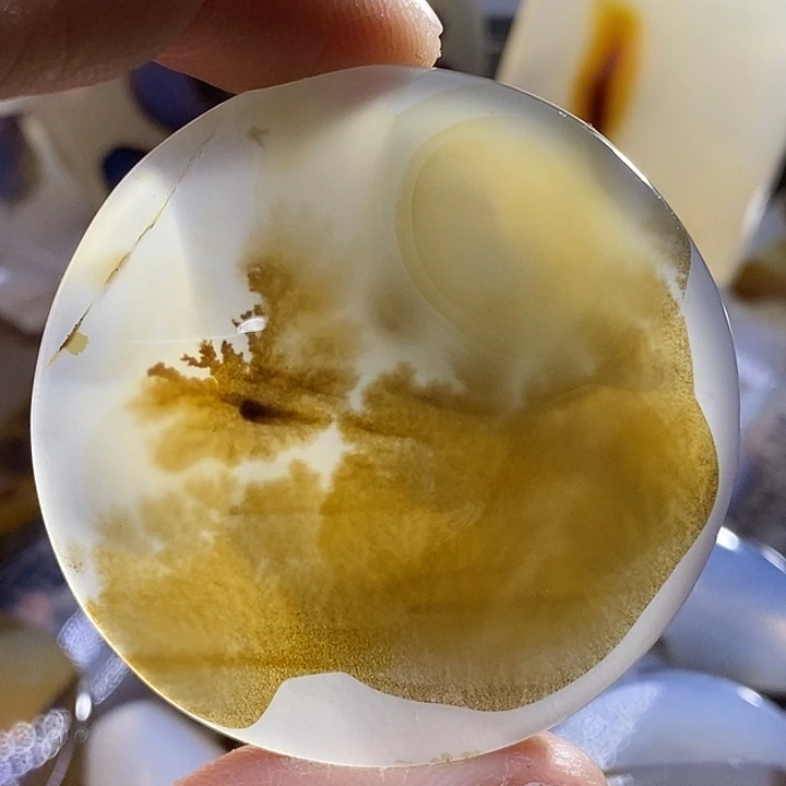 未镶嵌颈饰玛瑙/玉髓俺**下