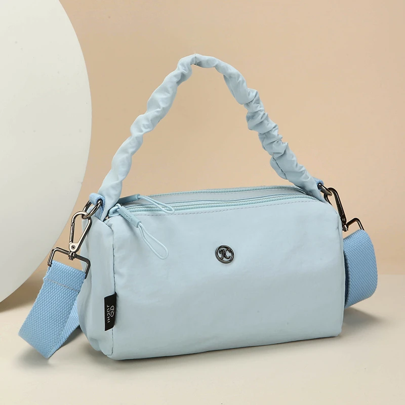 新款百搭潮流单肩斜挎手拎超轻包