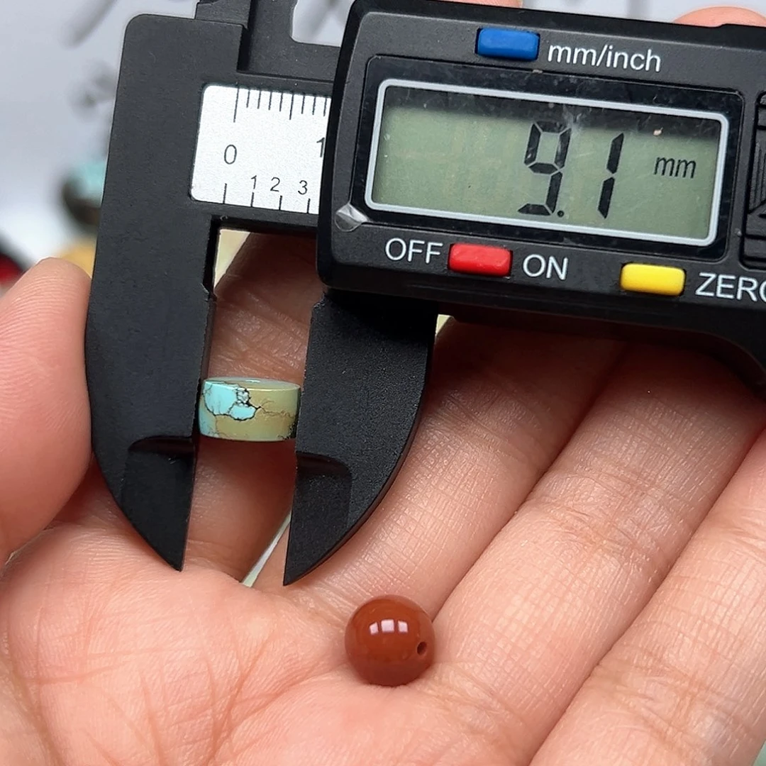 南红玛瑙未镶嵌珠宝奇石