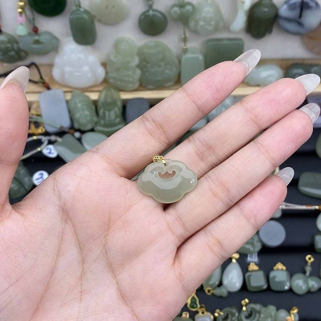 吊坠(不含链)18K金镶嵌和田玉