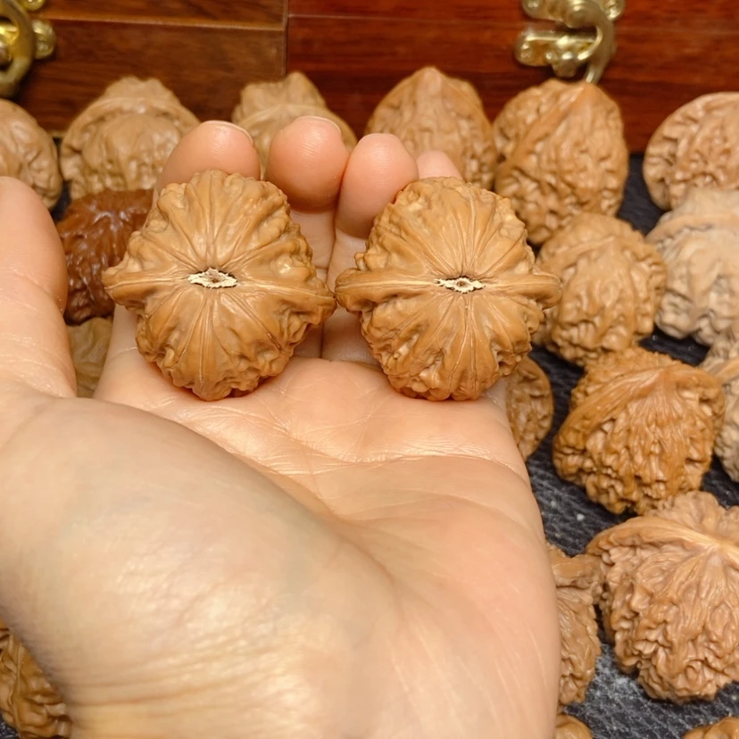 【闪购商品】吊坠文玩核桃咪*雪铁锤38