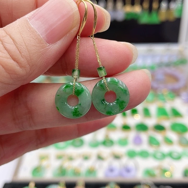 翡翠18K金镶嵌耳饰