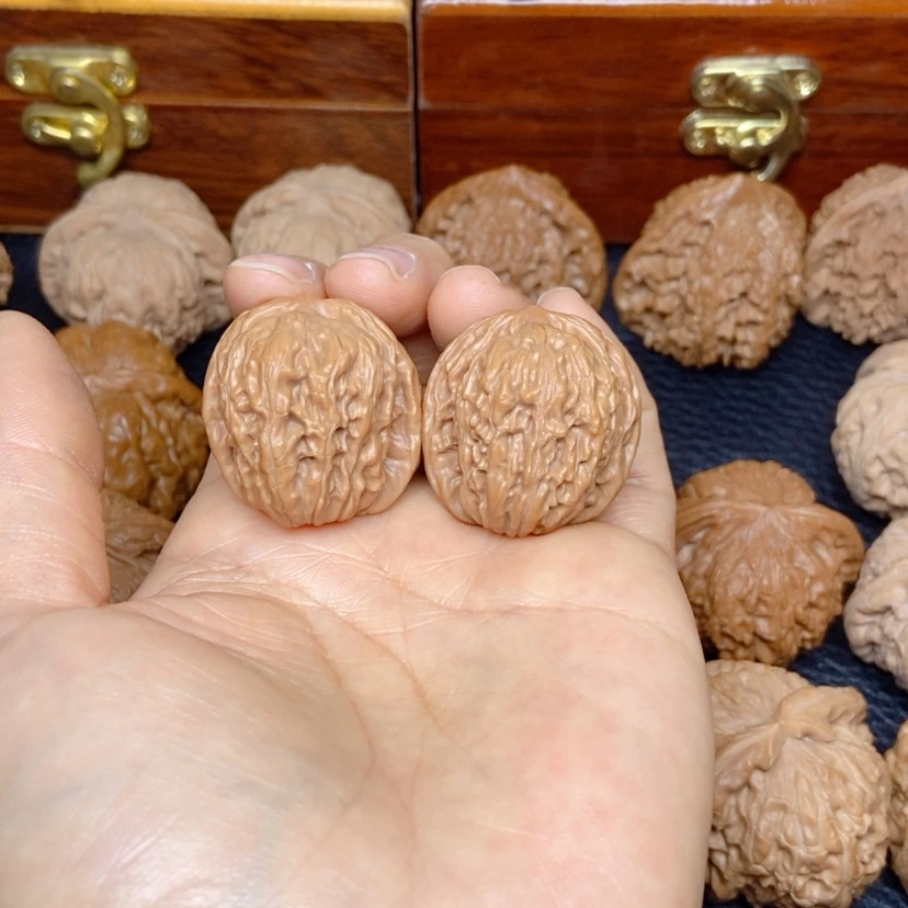 【闪购商品】文玩核桃吊坠四座楼手捻