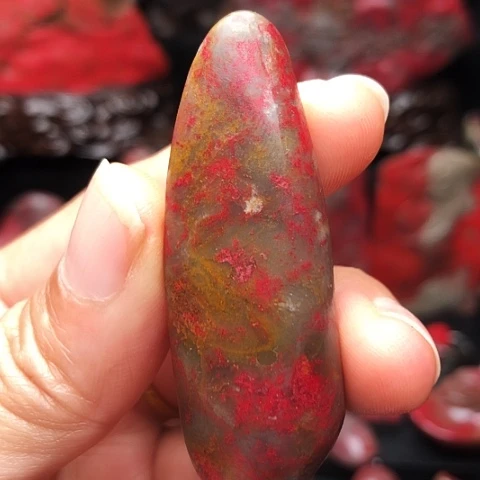 昌化鸡血石昌化鸡血石挂件
