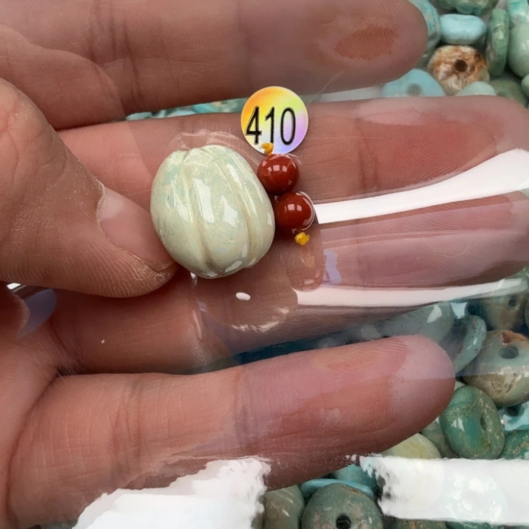 南红玛瑙未镶嵌珠宝奇石