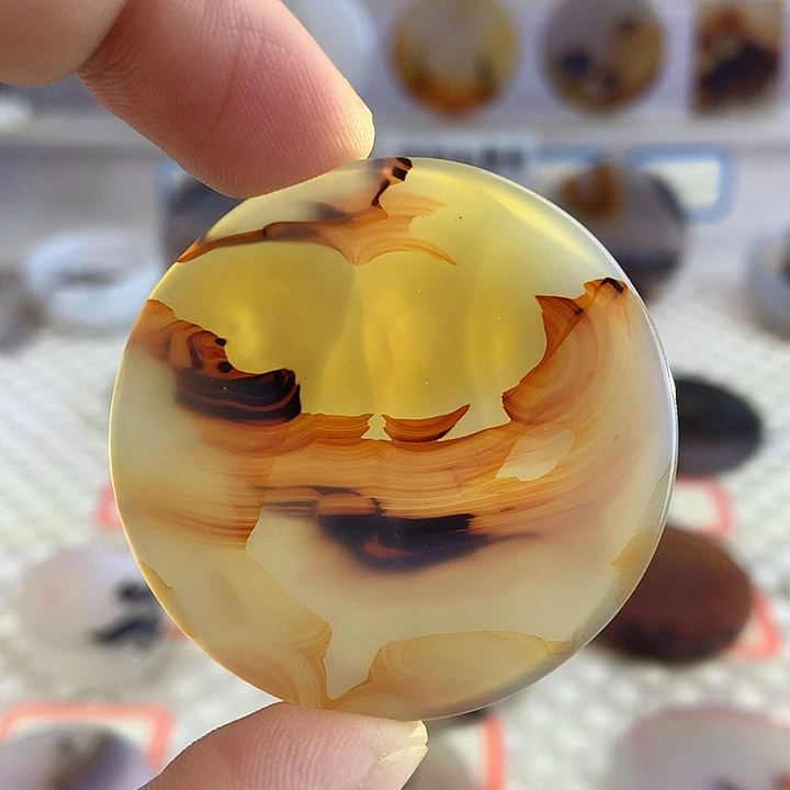 玛瑙/玉髓未镶嵌颈饰