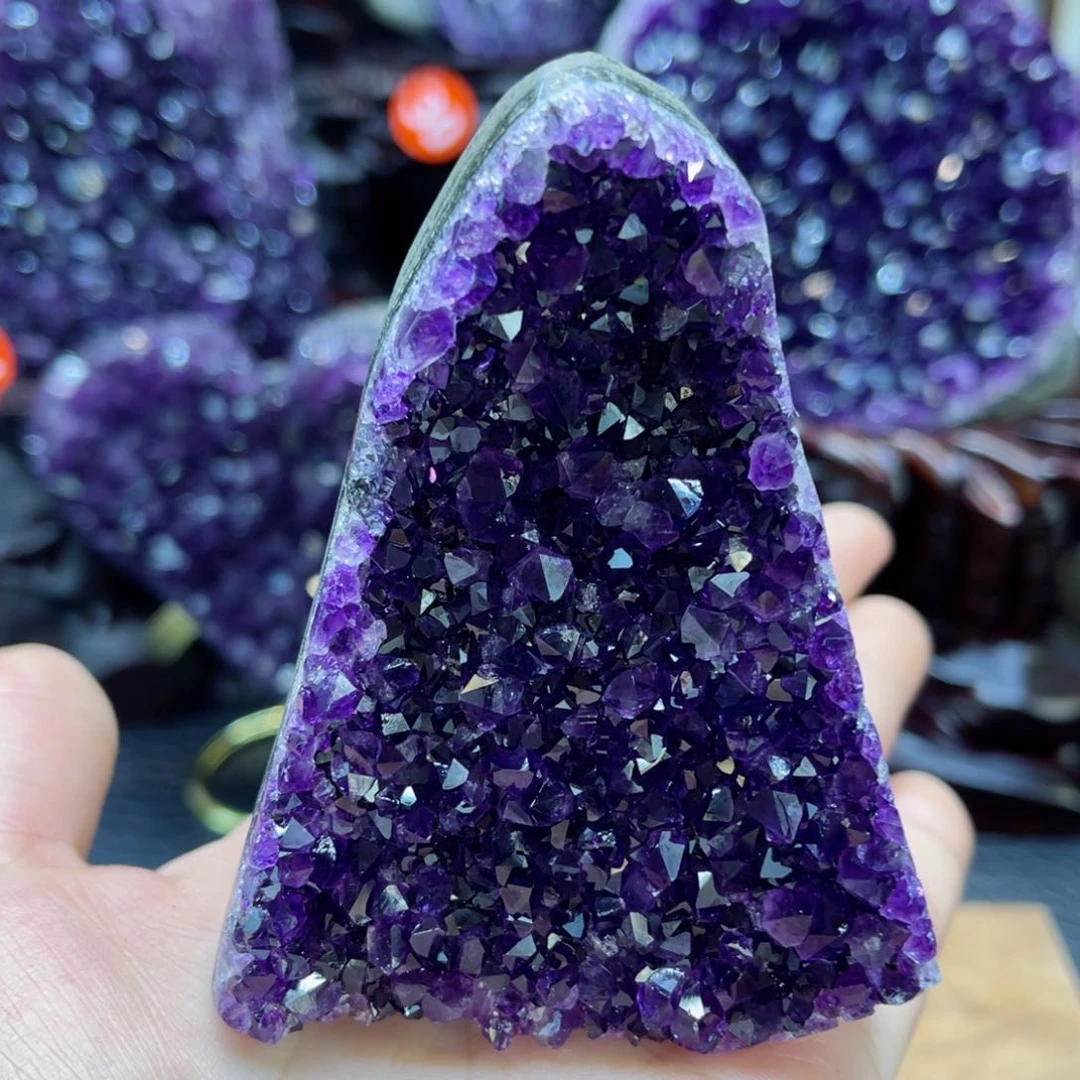 紫晶大型摆件（非配饰）未镶嵌