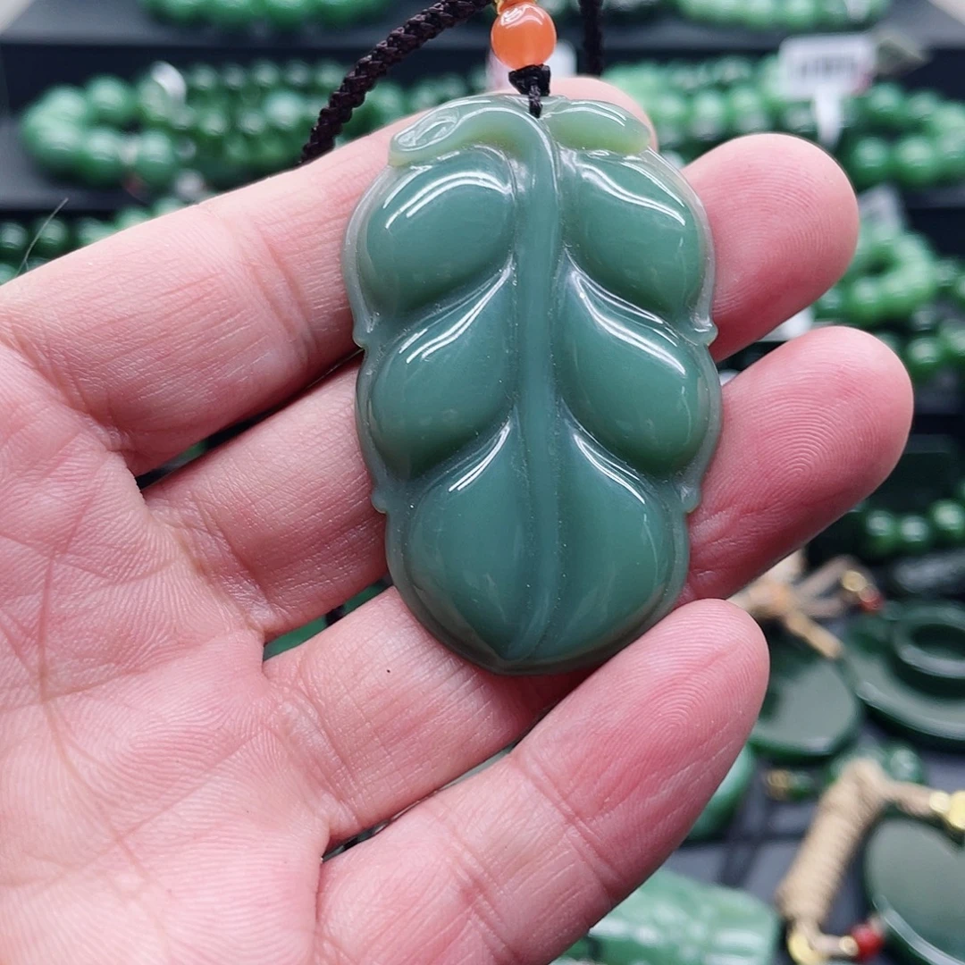 和田玉（碧玉）未镶嵌颈饰