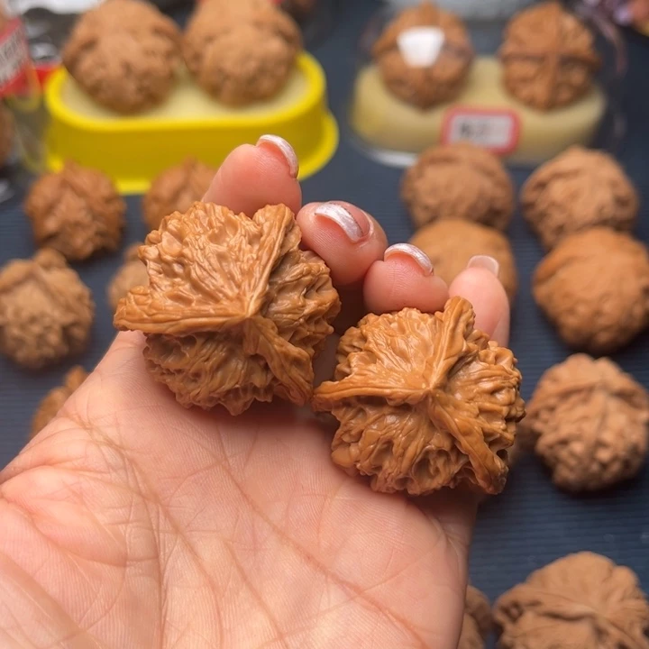 ****笙文玩核桃吊坠35盘山三棱