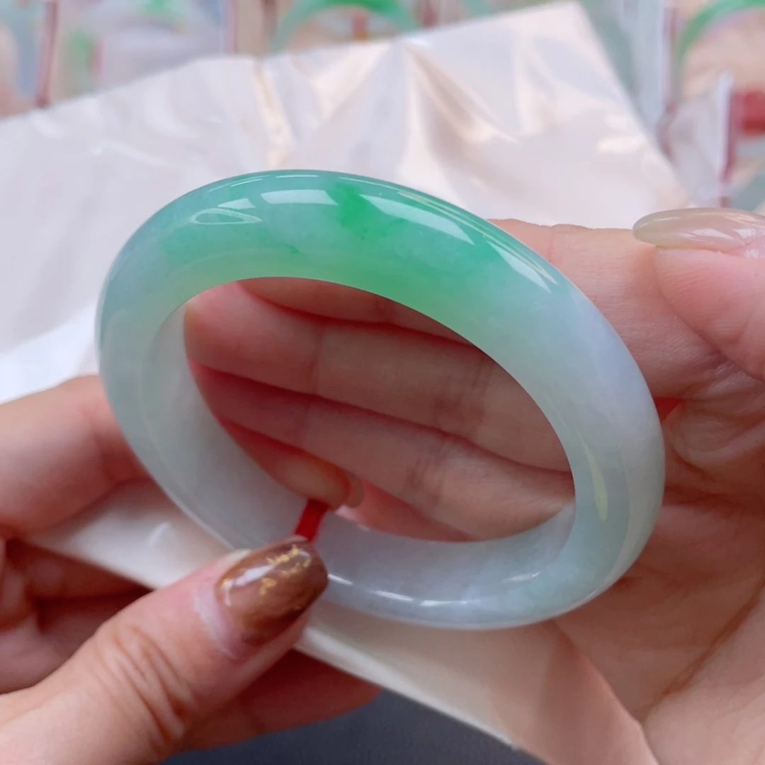 未镶嵌手镯翡翠55.8正圈 阳春白雪 显年轻气质款9号