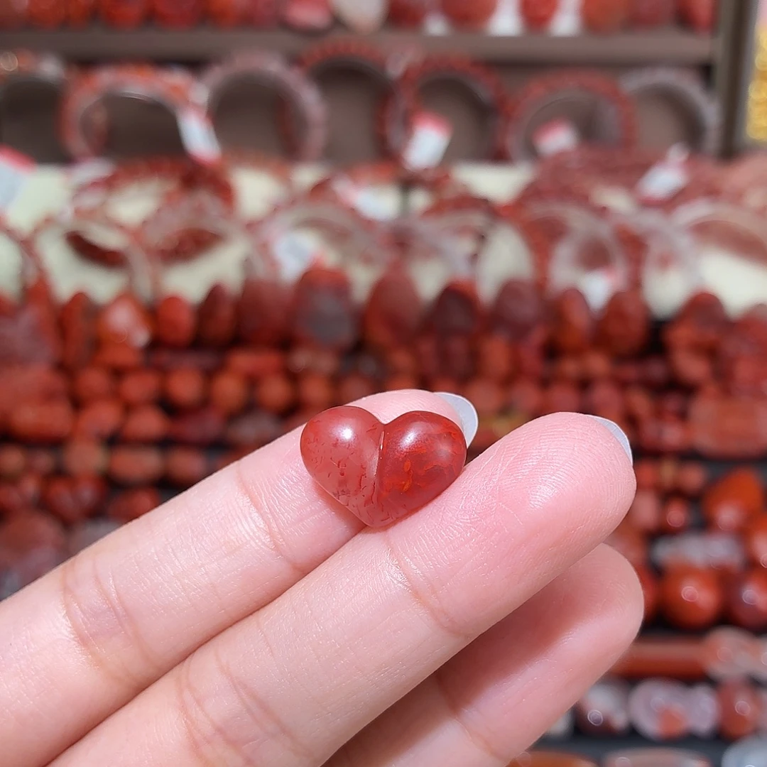 南红玛瑙未镶嵌颈饰火焰纹屁桃16+