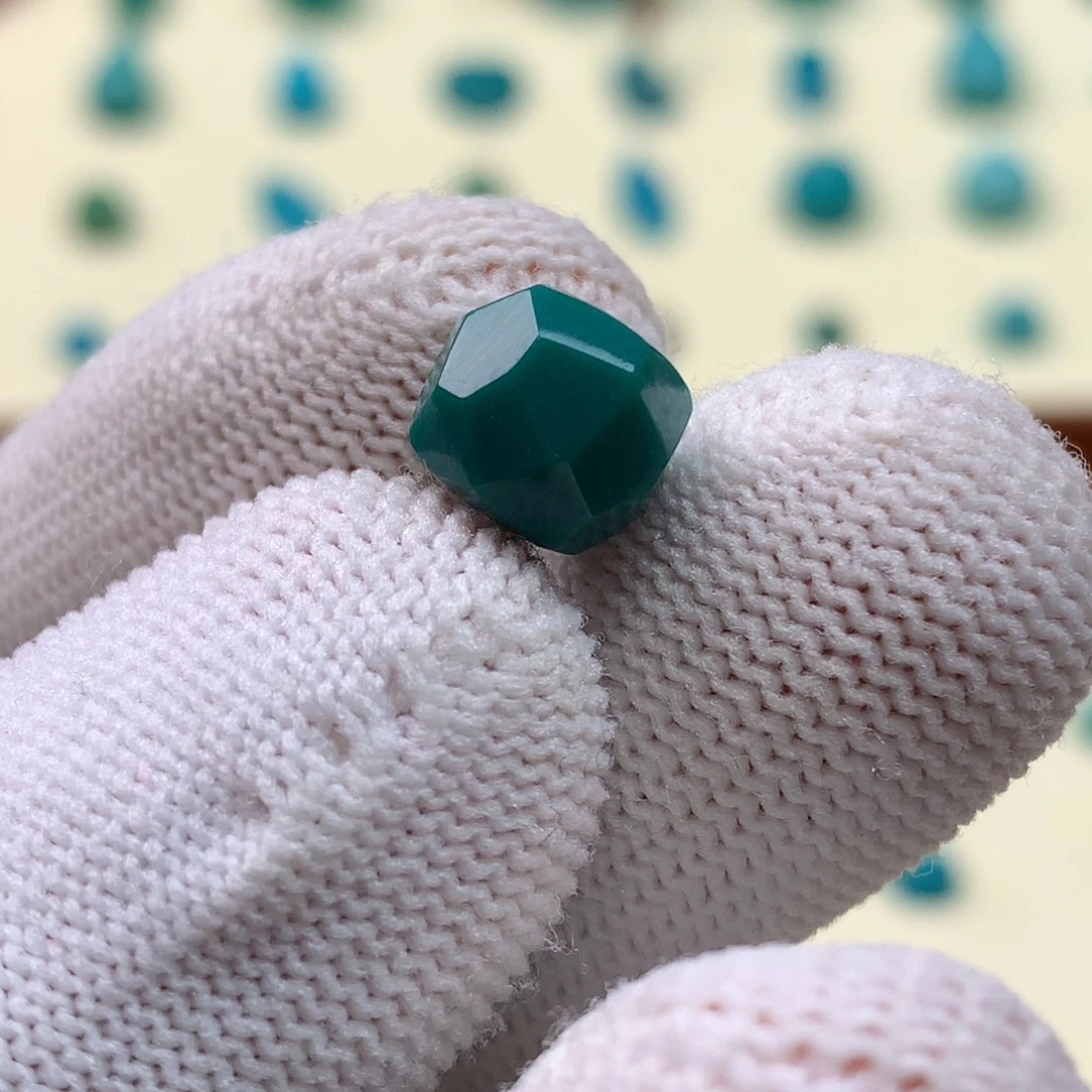 绿松石未镶嵌绿松石