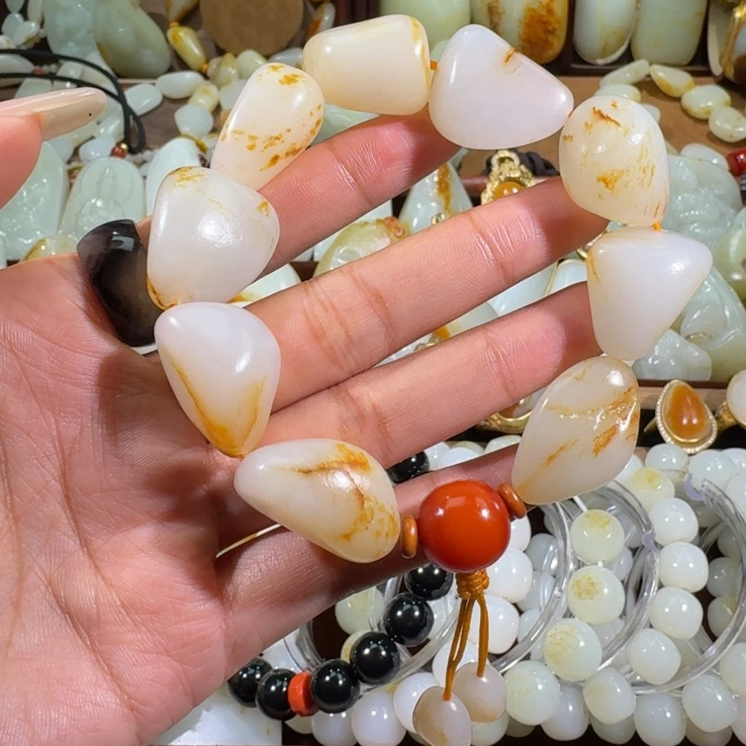 和田玉未镶嵌手链