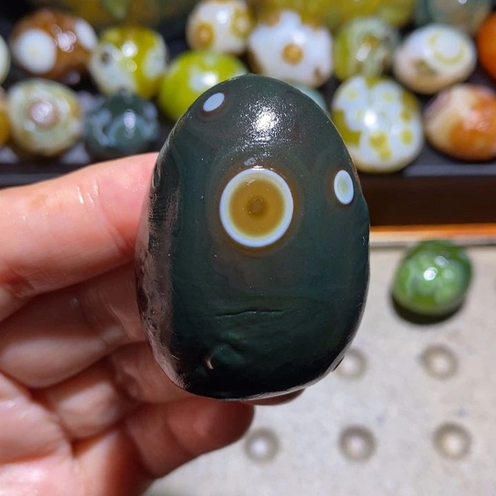 未镶嵌玛瑙/玉髓珠宝半成品168