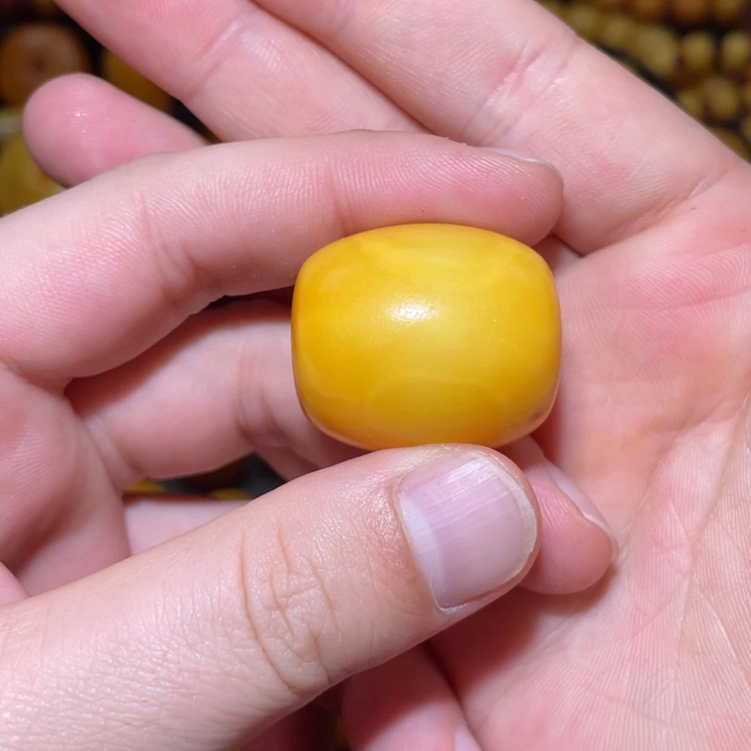 琥珀未镶嵌裸石桶珠