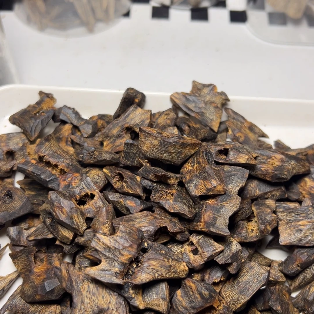 ****沉香碎屑沉香奇楠陆河沉水老料20克