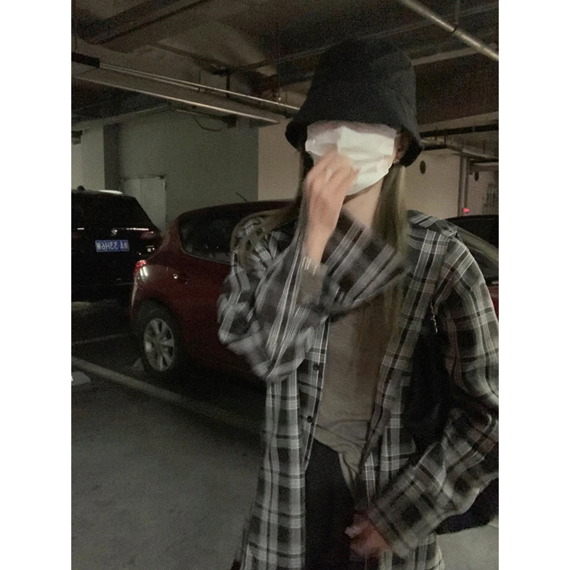 大小姐77慵懒时髦好版型！四季好穿2023春季新款黑白格子衬衫开衫